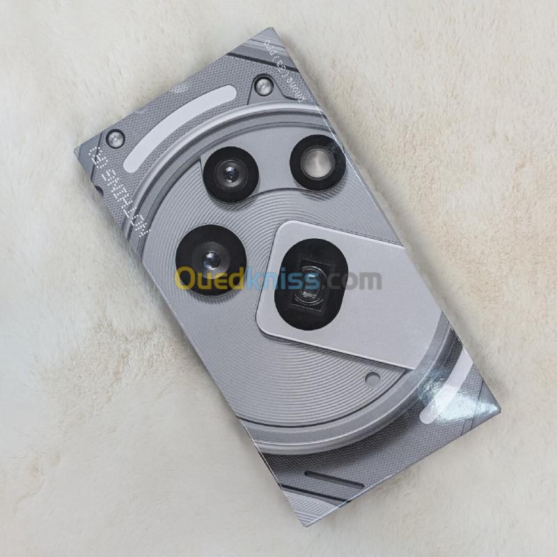 Nothing Phone (3a) Pro