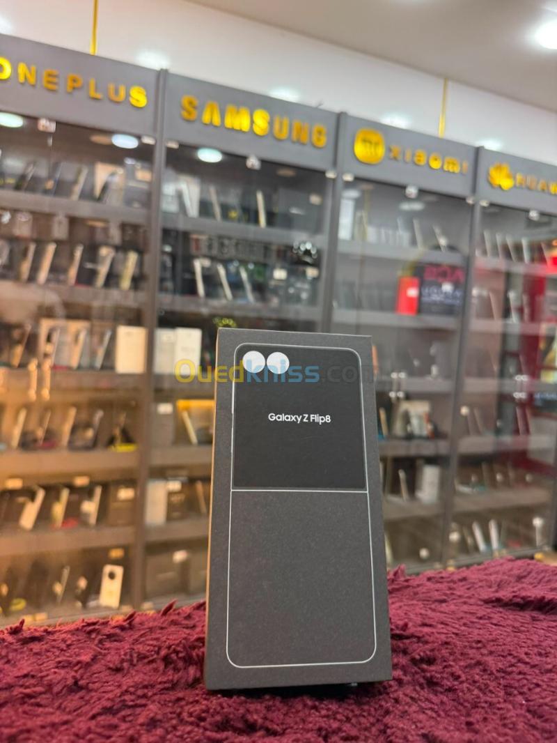 Samsung Galaxy Z Flip 8