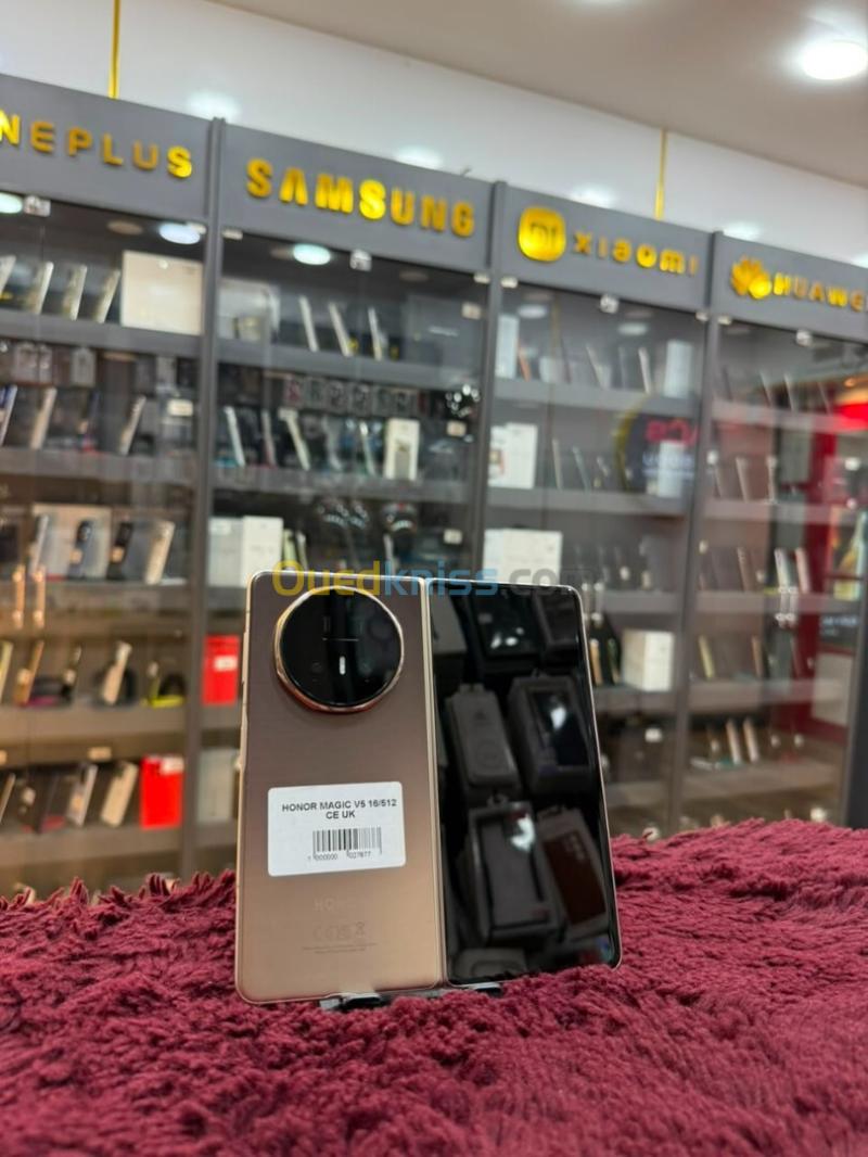 Honor Magic V5